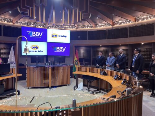 Toque de Campana en la Bolsa Boliviana de Valores: Exitosa Emisión de Bonos BISA Leasing VII